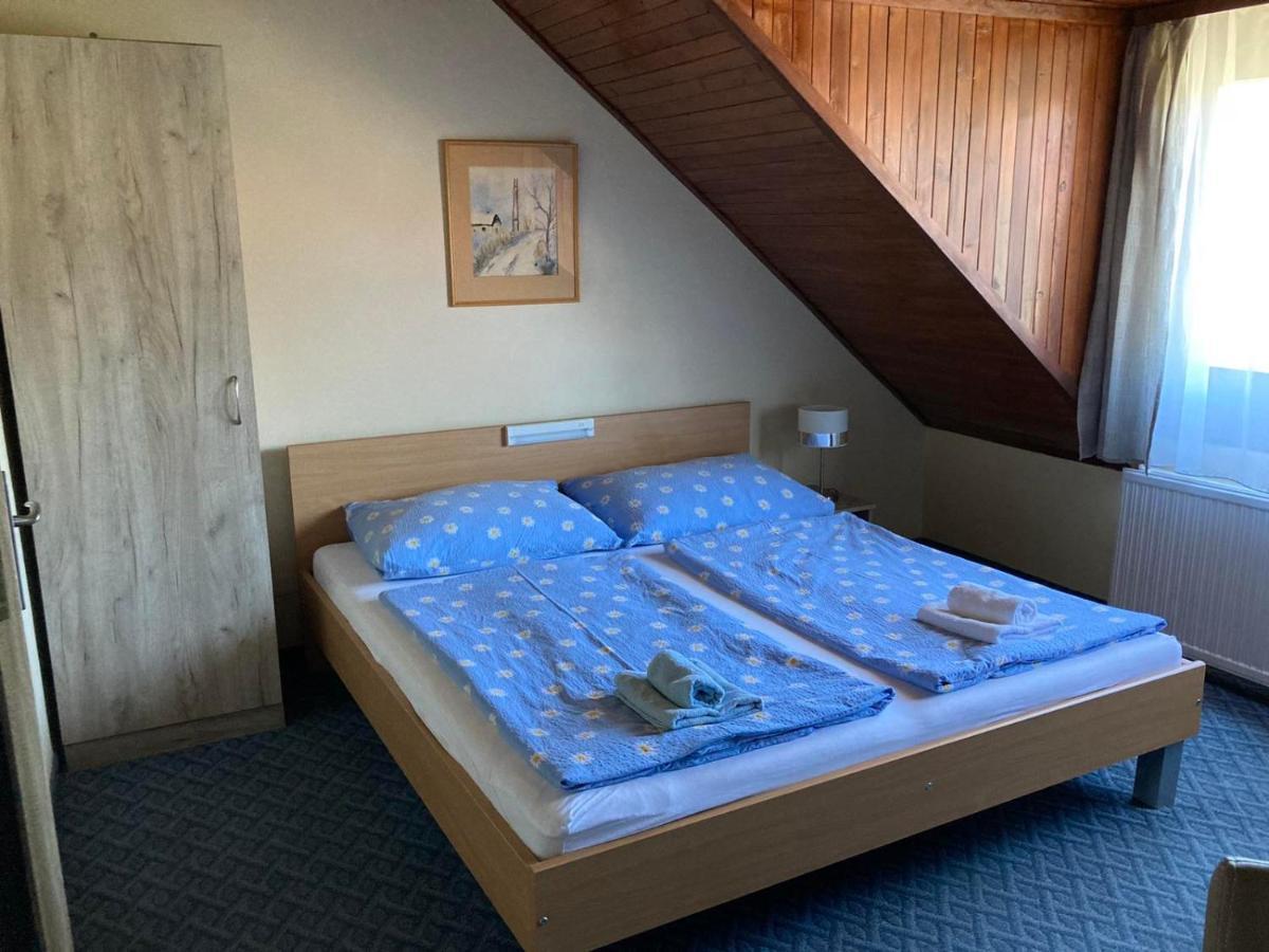 Farkas Vendégház Sopron Exterior foto